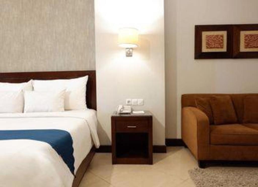 Grage Hotel Cirebon Exterior photo